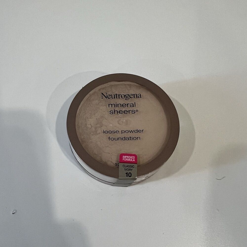 Neutrogena Mineral Sheers Loose Powder Foundation 10 Classic Ivory  0.19 Oz